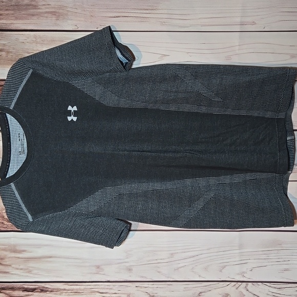 Under Armour Black and Gray Threadborne Tee Men's Medium - Picture 1 of 5